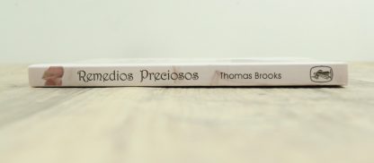 image of the spine of Remedios Preciosos